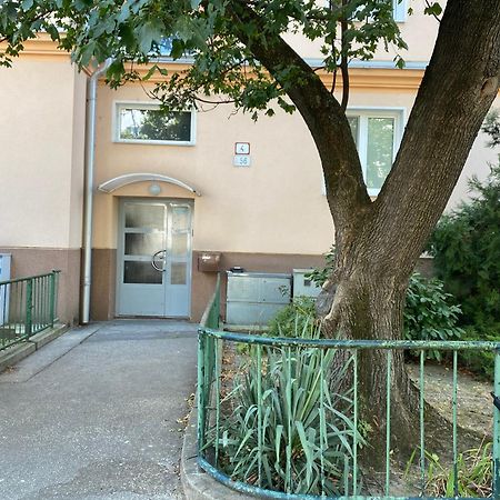 Stadium Apartment Bratislava Exterior photo